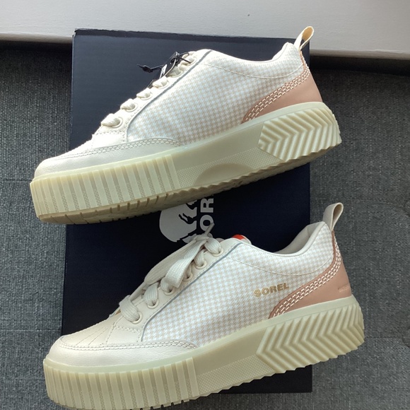 Sorel Women's Ona Ave Low-Top Sneakers, size 7.5 - Picture 13 of 13